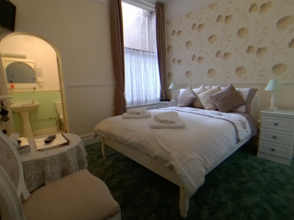 Crimdon Dene Hotell Torquay Rum bild