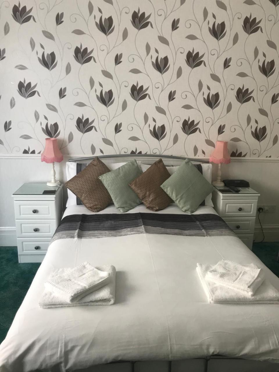 Crimdon Dene Hotell Torquay Exteriör bild