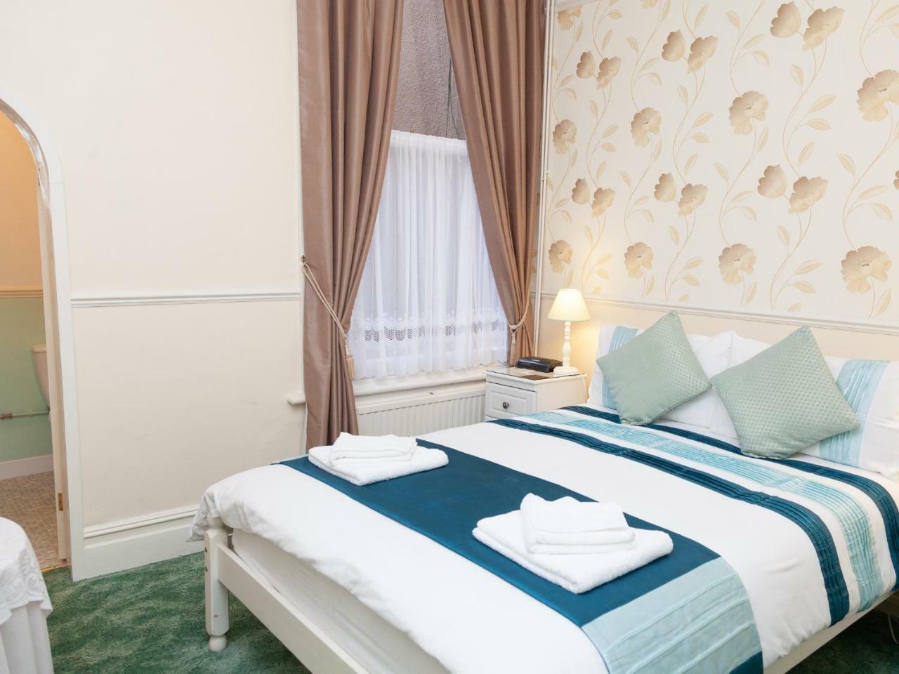Crimdon Dene Hotell Torquay Exteriör bild