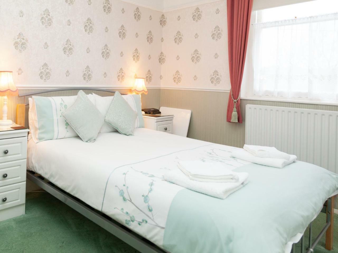 Crimdon Dene Hotell Torquay Exteriör bild