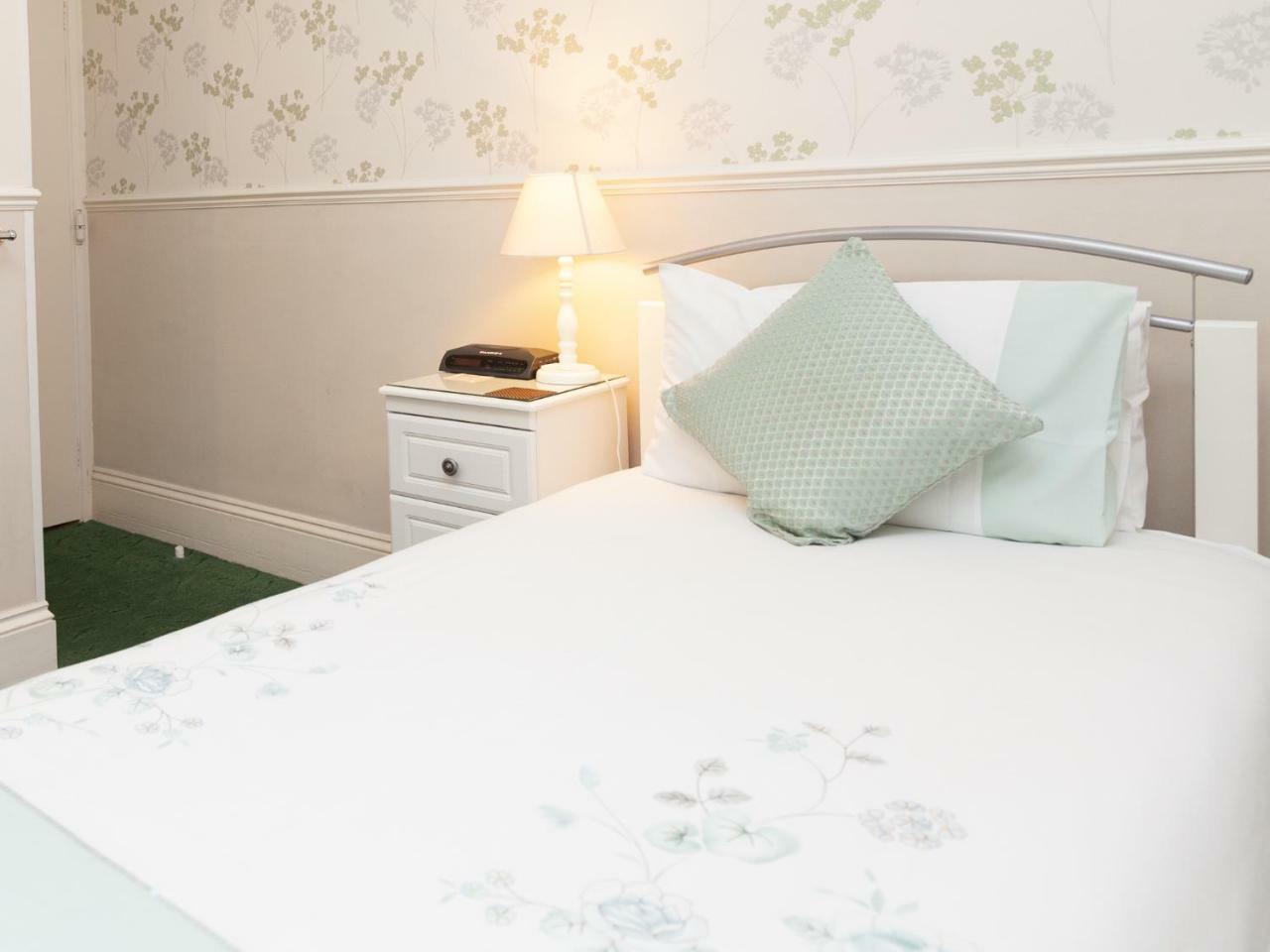 Crimdon Dene Hotell Torquay Exteriör bild